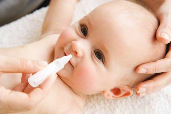 lavaggio nasale neonato
